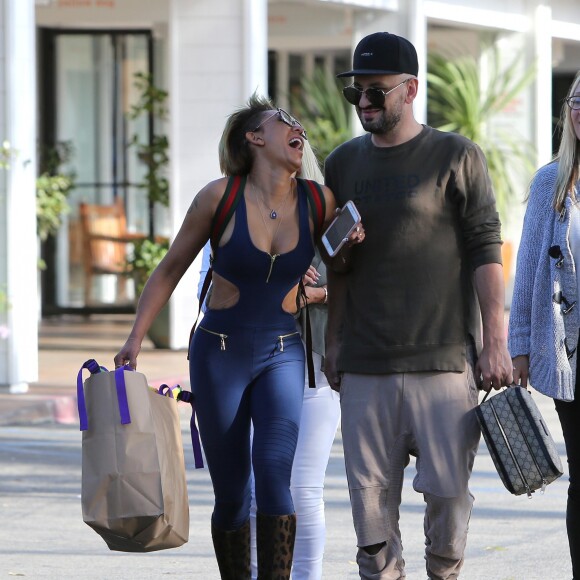 Mel B (Melanie Brown) est allée déjeuner avec son nouveau compagnon Gary Madatyan et sa mère Andrea Brown au restaurant Il Segreto à Los Angeles. Le 3 octobre 2017 © CPA/Bestimage