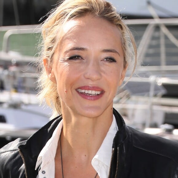 Hélène de Fougerolles - Photocall du téléfilm "Mention Particulière" lors de la 19ème édition du Festival de la Fiction TV de la Rochelle, France, le 14 septembre 2017. © Patrick Bernard/Bestimage