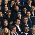 Isabelle Ithurburu et son compagnon Maxime Nucci, Jain et son ami, Nasser Al-Khelaïfi (président du PSG), Jean-Claude Blanc (manager général du PSG) et Jean-Pierre Rivère (président de Nice) en haut à droite - People dans les tribunes du Parc des Princes lors du Match PSG contre Nice le 27 octobre 2017. © Giancarlo Gorassini/Bestimage