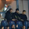 Thiago Motta, Neymar et Hatem Ben Arfa - People dans les tribunes du Parc des Princes lors du Match PSG contre Nice le 27 octobre 2017. © Giancarlo Gorassini/Bestimage