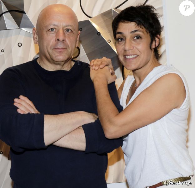Exclusif - Thierry Marx et sa femme Mathilde de l'Ecotais à la présentation du roman "On ne meurt pas la bouche pleine", co-écrit par T. Marx et O. Bouhier, lors de l'inauguration du showroom de M. de l'Ecotais à Paris, le 26 octobre 2017. © Cédric Perrin/Bestimage