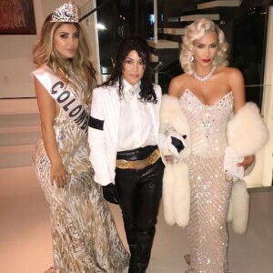 Kardashian déguisée en Madonna, sa soeur Kourtney en Michael Jackson, pour Halloween, 28 octobre 2017.