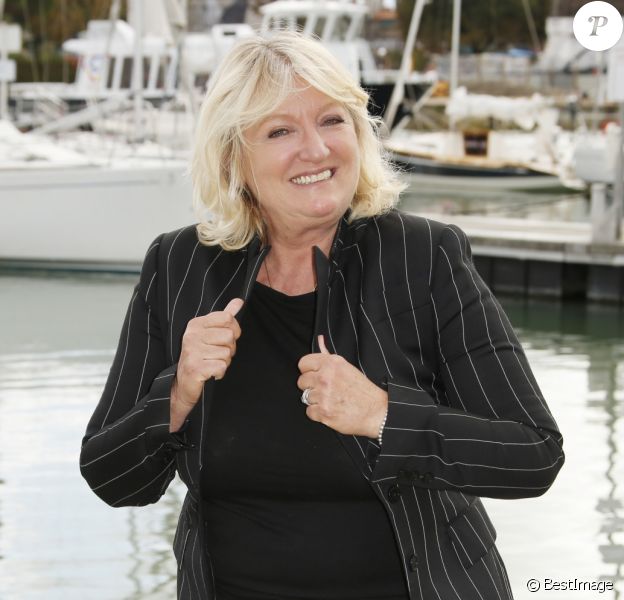 Charlotte de Turckheim (La Loi de Valérie) - Photocall lors du 19e Festival de la Fiction TV de La Rochelle © Christophe Aubert via Bestimage le 16 septembre 2017