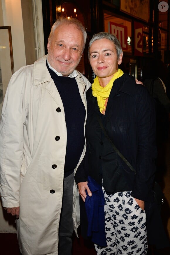 Semi-exclusif - François Berléand et sa compagne Alexia Stresi - Générale de la pièce "Ramsès II" au théâtre des Bouffes-Parisiens à Paris le 23 octobre 2017. © Coadic Guirec/Bestimage