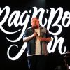 Rag'n'Bone Man en concert lors du festival Radio 1's Big Weekend organisé par la BBC à Hull le 27 mai 2017.