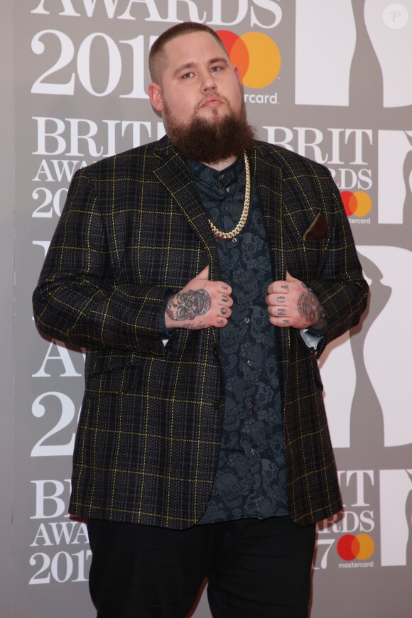 Rag 'n' Bone Man aux Brit Awards 2017 à Londres. Le 22 février 2017.