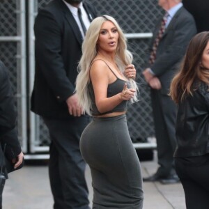 Kim Kardashian aux studios de l'émission 'Jimmy Kimmel Live!' à Los Angeles. Le 2 novembre 2017.