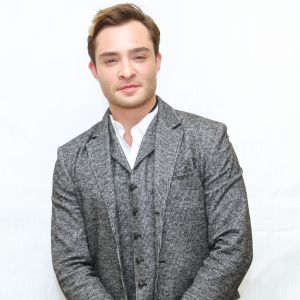 Ed Westwick en conférence de presse pour la série "Wicked City" à Beverly Hills. Le 29 octobre 2015.