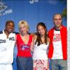 Sam Jones, Allison Mack, Kristin Kreuk et Michael Rosenbaum de la série "Smallville" aux Teen Choice Awards 2002.