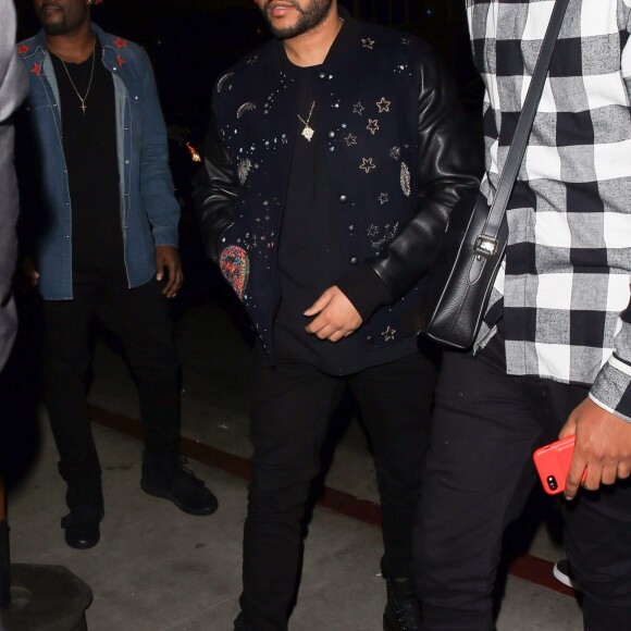 Exclusif - The Weeknd arrive au restaurant The Highlight Room pour célébrer l'anniversaire de Leonardo DiCaprio à Hollywood, le 11 novembre 2017.