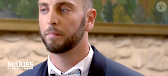 Caroline et Raphaël se sont mariés dans l'émission "Mariés au premier regard" sur M6. Le 13 novembre 2017.