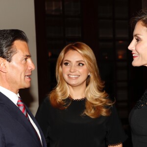 La reine Letizia d'Espagne à Mexico le 13 novembre 2017 avec le président Enrique Peña Nieto et sa femme Angelica Rivera avant le dîner organisé à l'occasion du World Cancer Leaders' Summit (13-15 novembre). © Jack Abuin/Zuma Press/Bestimage