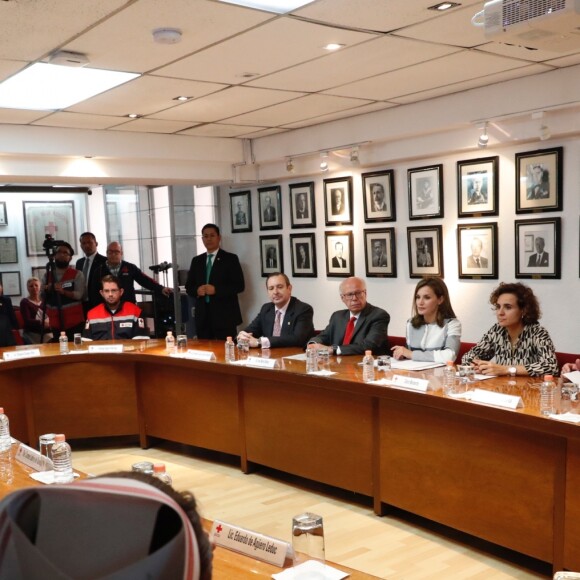 La reine Letizia d'Espagne lors d'une réunion au siège de la Croix-Rouge mexicaine à Mexico, le 13 novembre 2017. © Jack Abuin/Zuma Press/Bestimage