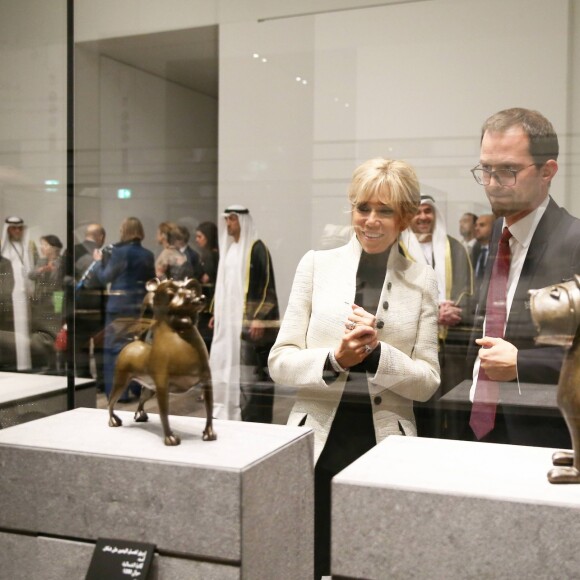 La Première Dame Brigitte Macron (Trogneux), Manuel Rabaté (directeur du Louvre d'Abu Dhabi) - Le président de la République et sa femme la Première Dame lors de la cérémonie d'inauguration du musée du Louvre Abu Dhabi, aux Emirats arabes unis, le 8 novembre 2017. © Dominique Jacovides/Bestimage