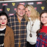 Vincent Moscato avec sa femme et ses filles pour les 10 ans de son émission
