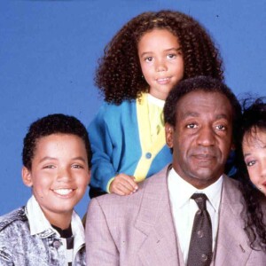 Bill Cosby et ses enfants du Cosby Show en 1990.