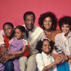 Bill Cosby et la famille Huxtable du Cosby Show en 1984.