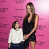 Alessandra Ambrosio et sa fille Anja à l'after-party du défilé Victoria's Secret 2017 à Shanghai, le 20 novembre 2017.
