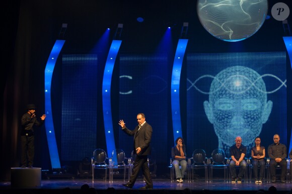 Messmer donne son spectacle plébiscité "Intemporel" au Grand Rex à Paris, dernières représentations à ne pas manquer du 6 au 14 janvier 2018.