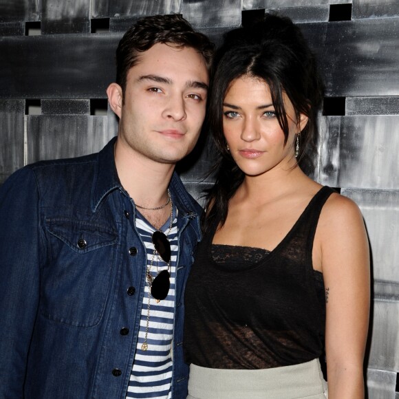 Ed Westwick et Jessica Szohr à la soirée "Big Game Big Give", à Miami le 6 février 2010.