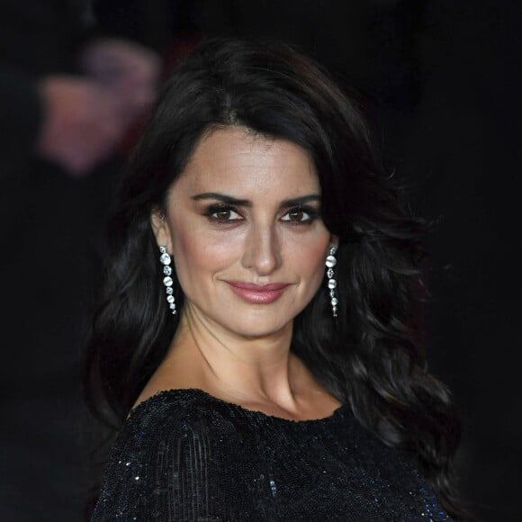 Penelope Cruz à la première de "Murder On The Orient Express" au Royal Albert Hall à Londres, le 2 novembre 2017.