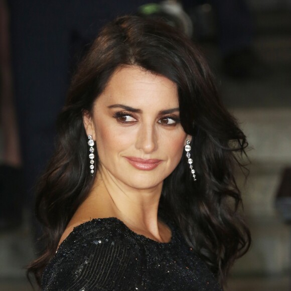 Penelope Cruz à la première de "Murder On The Orient Express" au Royal Albert Hall à Londres, le 2 novembre 2017.