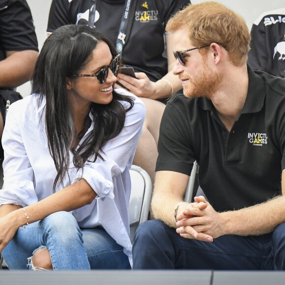 Première apparition officielle du prince Harry et sa compagne Meghan Markle dans les tribunes de la finale de tennis à la troisième édition des Invictus Games à Toronto, Ontario, Canada, le 25 septembre 2017.