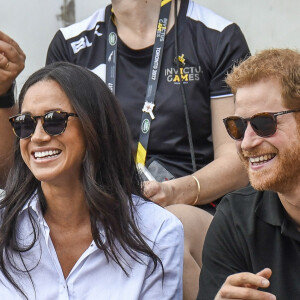 Première apparition officielle du prince Harry et sa compagne Meghan Markle dans les tribunes de la finale de tennis à la troisième édition des Invictus Games à Toronto, Ontario, Canada, le 25 septembre 2017.