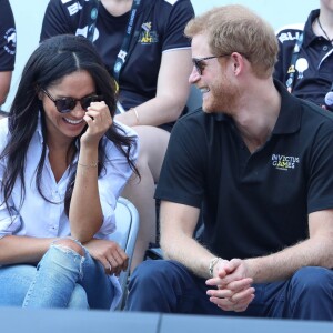 Première apparition officielle du prince Harry et sa compagne Meghan Markle dans les tribunes de la finale de tennis à la troisième édition des Invictus Games à Toronto, Ontario, Canada, le 25 septembre 2017.