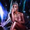 Kim Kardashian pour la gamme "Ultralight Beams" de KKW BEAUTY. Novembre 2017.
