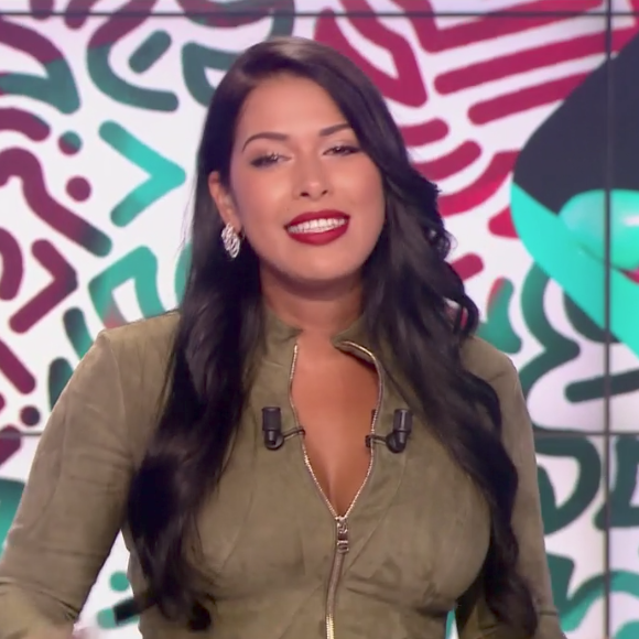 Ayem Nour amincie sur le plateau du "Mad Mag", le 28 août 2017 sur NRJ12.