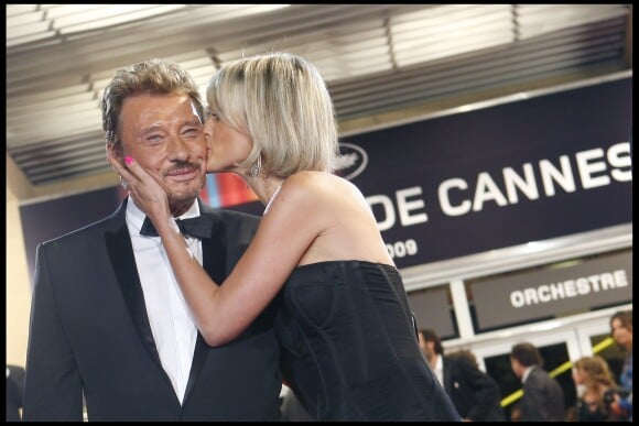 Johnny et Laeticia Hallyday - Montée des marches du film "Vengeance" au 62e festival de Cannes, le 17 mai 2009.