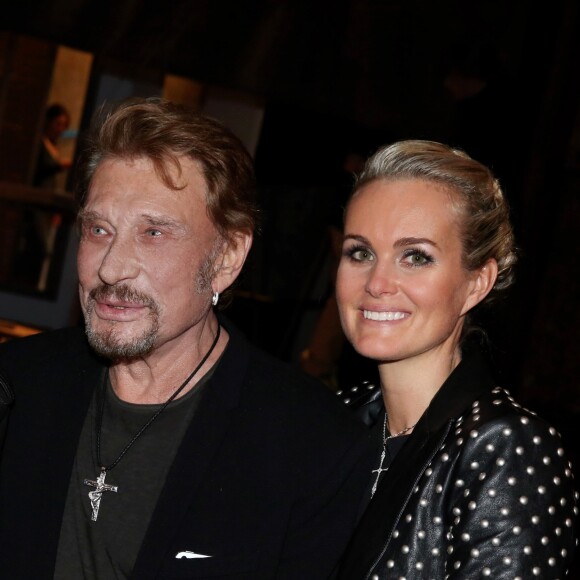 Exclusif  - Johnny Hallyday et sa femme Laeticia - Derniere representation de la piece "Plus vraie que nature" (mise en scene de Raphaelle Cambray) au Theatre de la Renaissance a Paris, apres une tournee triomphale en province, le 8 janvier 2014.