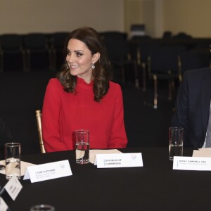 Le prince William, duc de Cambridge, et Catherine Kate Middleton, duchesse de Cambridge (enceinte) lors du Children's Global Media Summit à Manchester le 6 décembre 2017.