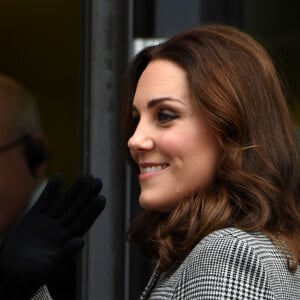 Catherine Kate Middleton, duchesse de Cambridge (enceinte) arrive au "Children's Global Media Summit" au centre de conventions de Manchester le 6 décembre 2017.