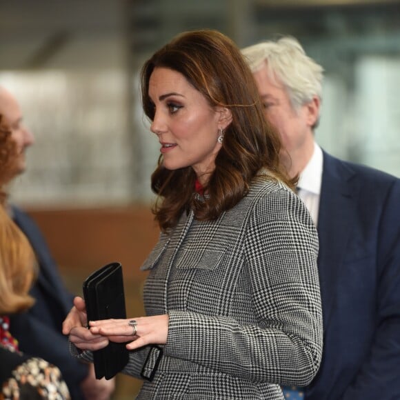 Catherine Kate Middleton, duchesse de Cambridge (enceinte) arrive au "Children's Global Media Summit" au centre de conventions de Manchester le 6 décembre 2017.