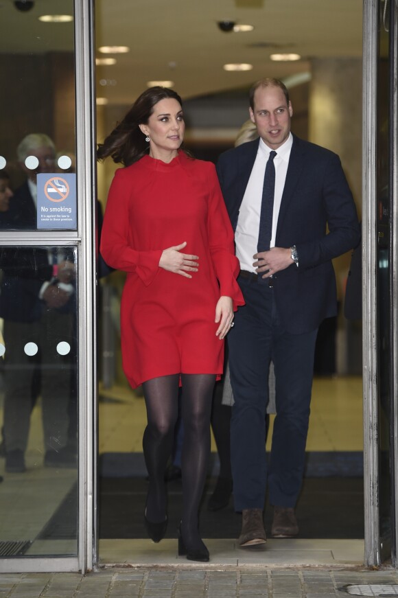 Le prince William, duc de Cambridge, et Kate Middleton, duchesse de Cambridge (enceinte) lors du Children's Global Media Summit à Manchester le 6 décembre 2017.
