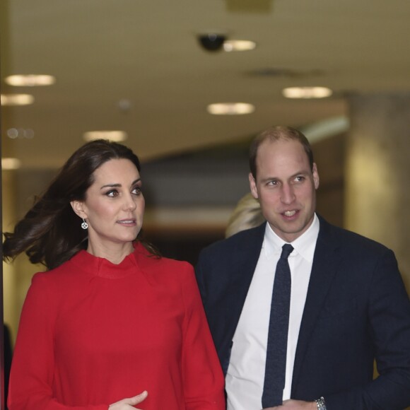 Le prince William, duc de Cambridge, et Kate Middleton, duchesse de Cambridge (enceinte) lors du Children's Global Media Summit à Manchester le 6 décembre 2017.