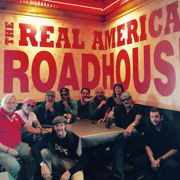 Johnny Hallyday et sa bande en plein road trip à travers les Etats-Unis - Pause lunch à la Louisiane, il y a une semaine, le 16 septembre 2016.