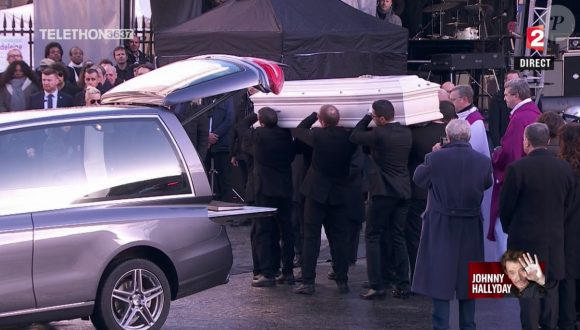 Le cercueil de Johnny Hallyday - Obsèques de Johnny Hallyday en l'église de la Madeleine à Paris. Le 9 décembre 2017.