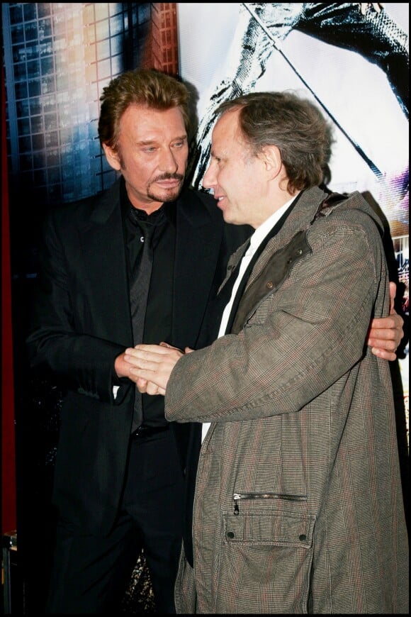 Johnny Hallyday et Fabrice Luchini lors de la première de Jean-Philippe à Paris en mars 2006.