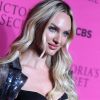 Candice Swanepoel au photocall de la soirée Victoria's Secret à New York le 28 novembre 2017.