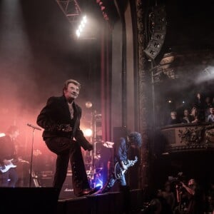 Exclusif - Concert caritatif de Johnny Hallyday pour l'association de sa femme "La Bonne Etoile", qui vient en aide aux enfants du Vietnam, au Trianon de Paris, le 15 decembre 2013.