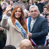 Maëva Coucke, Miss France 2018 de retour sur ses terres d'enfance, va à la rencontre des habitants de Boulogne-sur-Mer, France, le 20 décembre 2017. Ici avec Frédéric Cuvillier. © Alain Rolland/ImageBuzz/Bestimage