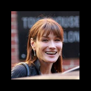 Carla Bruni.