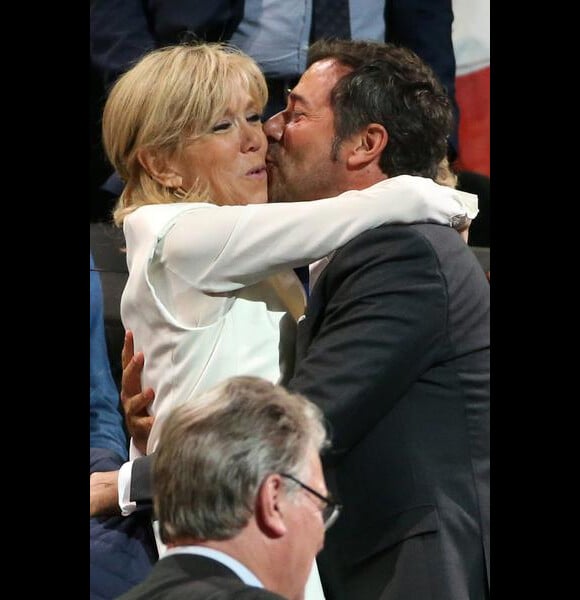 Bernard Montiel et Brigitte Macron