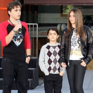 Prince, Blanket et Paris Jackson à Los Angeles le 26 janvier 2012