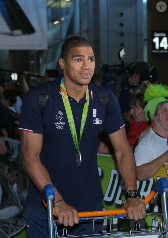 Daniel Narcisse - Arrivées des athlètes des jeux olympiques de Rio 2016 à l'aéroport de Roissy. Le 23 août 2016.