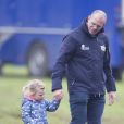 Mike Tindall et sa fille Mia lors du "Whatley Manor International Horse trials" à Gatcombe Park dans le Gloucestershire le 10 septembre 2017