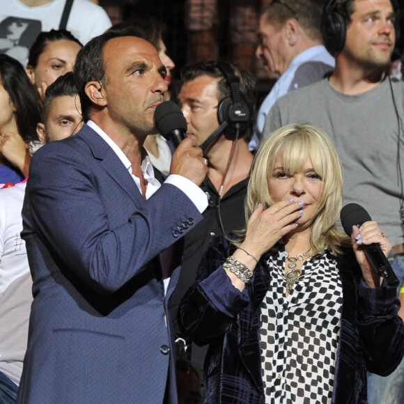 Exclusif - Nikos Aliagas, France Gall - Enregistrement de l'émission "La Chanson de l'Année, Fête de la Musique" à Nîmes présentée par Nikos Aliagas pour TF1 le 20 juin 2015.